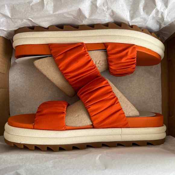 Sorel Desert Sun & Chalk Roaming Slide Sandal, US7.5 - Picture 11 of 14